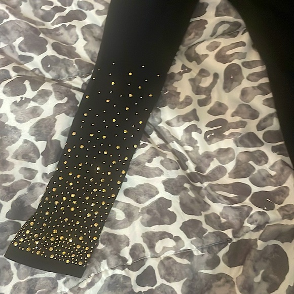 Philosophy Playful open shoulder Black dress - Picture 5 of 6